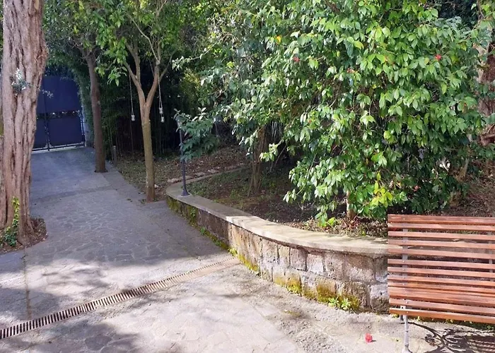 Domino House Montariello Апартаменты *